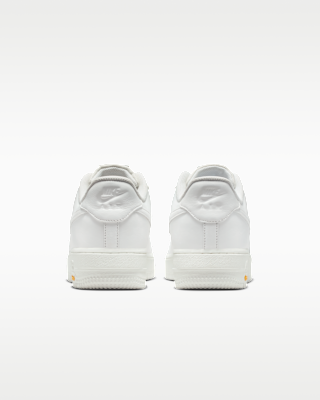 Air Force 1 GORE-TEX Vibram Men's Shoes. Nike SG